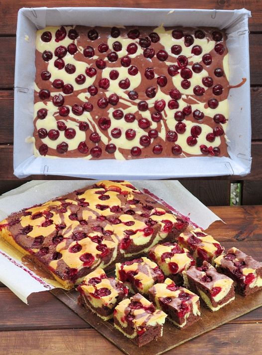 Semplicemente un sogno, la torta di ciliegie da un vassoio