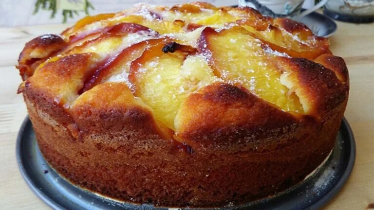 Torta di pesche e cocco