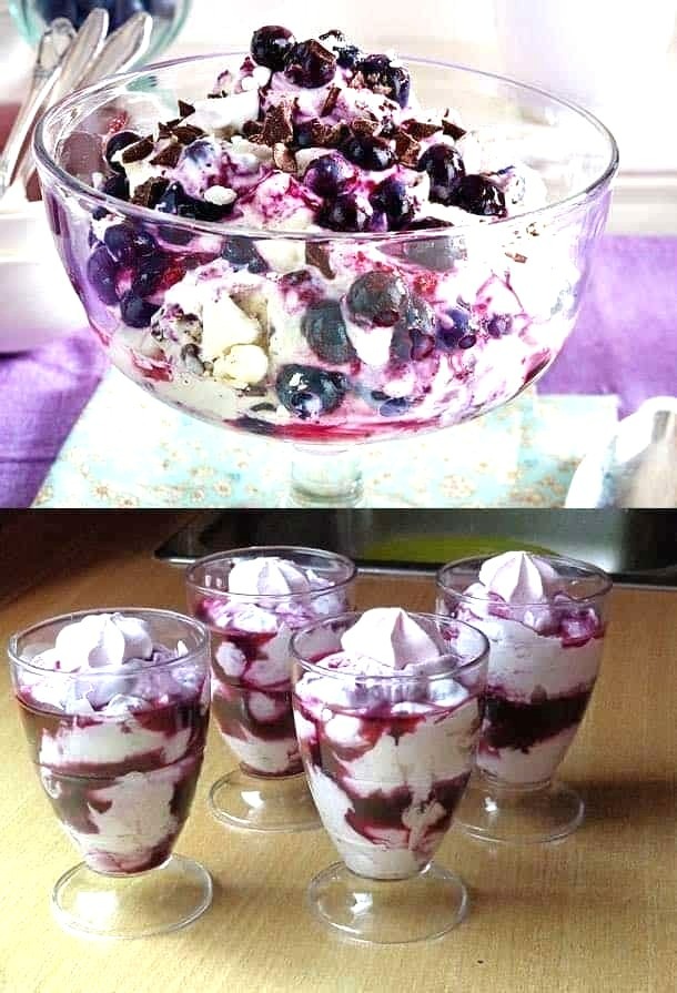 Delizioso dessert al mascarpone ai mirtilli