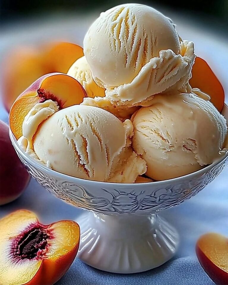 Gelato cremoso alla pesca fatto in casa: una delizia dolce e rinfrescante!