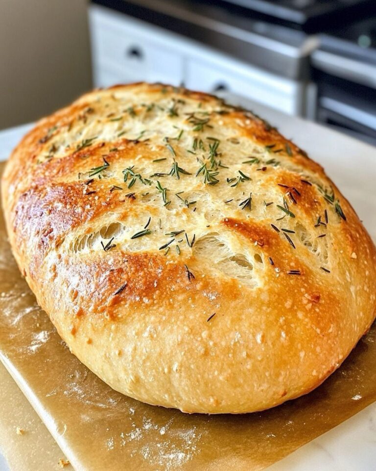 La mia ricetta del pane pigro, questo pane all'aglio senza impastare che cucino ancora e ancora