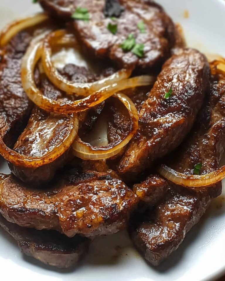 QUALCUNO QUI MANGEREBBE DAVVERO FEGATO E CIPOLLE?