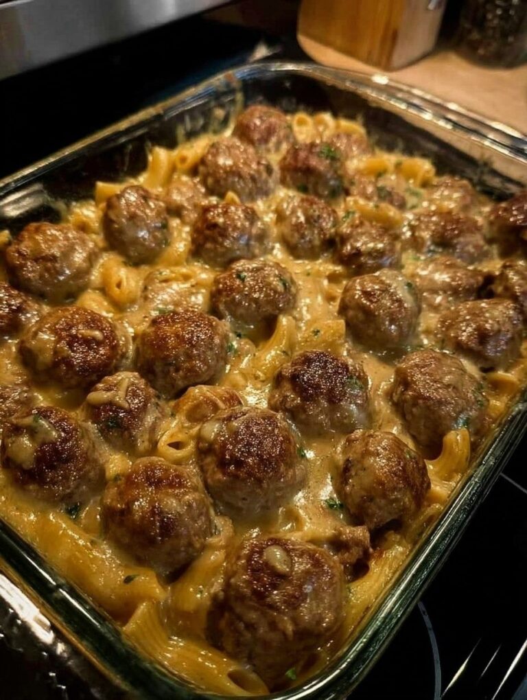 Dopo il primo morso, mio ​​marito mi ha guardato e ha detto: "Non importa cosa sia, teniamo QUESTO!" Ho subito stampato la ricetta come un tesoro e l'ho incorniciata.