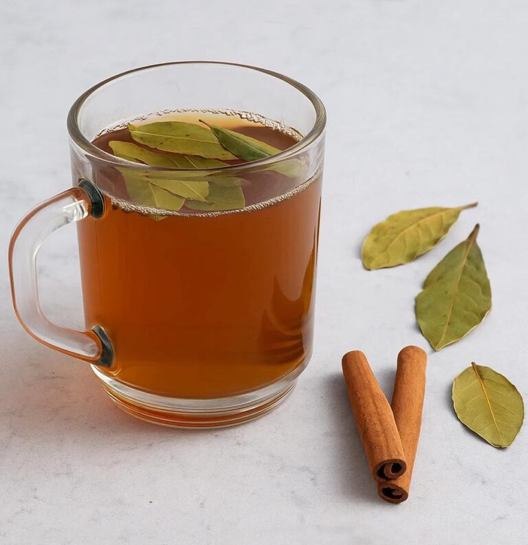 La potente combinazione di alloro e cannella: una tisana per perdere peso e regolare gli zuccheri