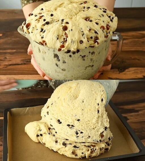 Stollen al burro di Natale, deliziosamente delizioso e dal successo garantito.