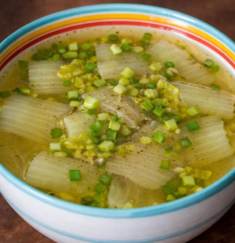 Dieta vegetariana di 7 giorni, a base di zuppa, per perdere 8 chili