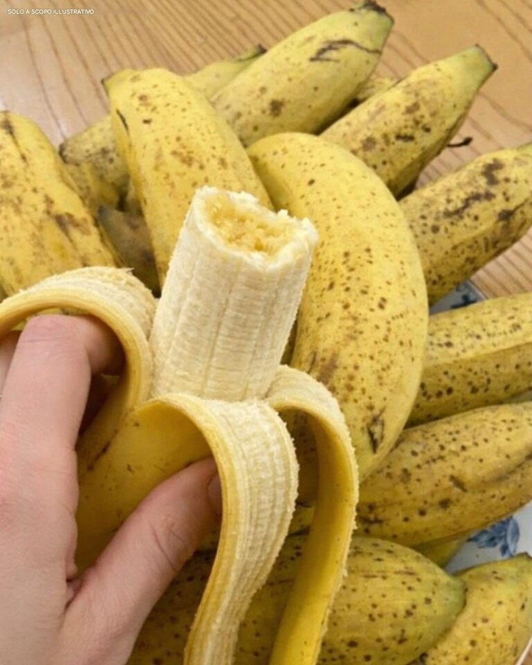 Se hai più di 50 anni, aggiungere una banana al giorno potrebbe essere un modo semplice per prenderti cura della tua salute.